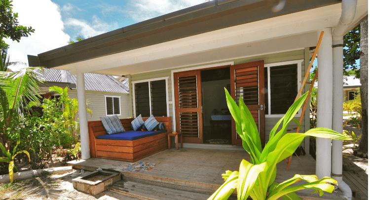 Beachfront Villa — photo 3 of 6